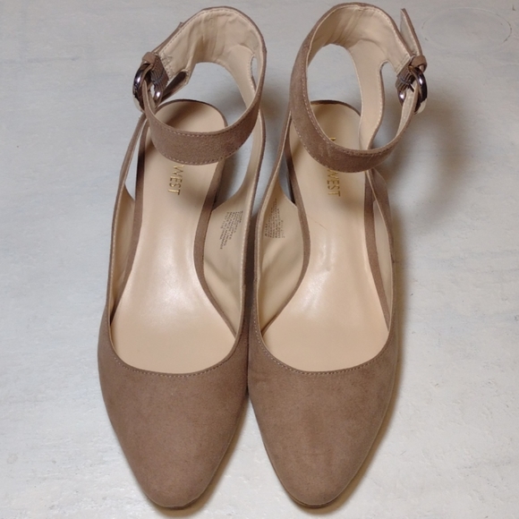 Nine West Shoes - Nine West faux suede shoes size 8 1/2